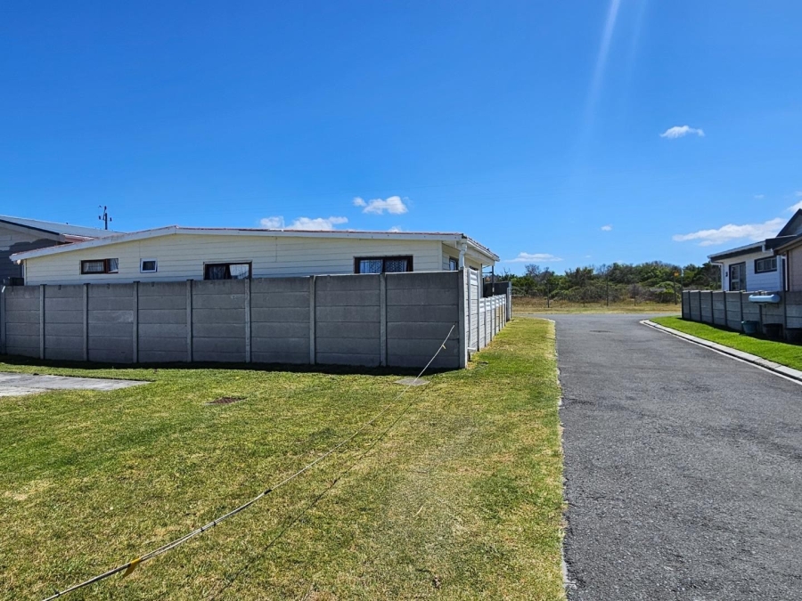 0 Bedroom Property for Sale in Pearly Beach Western Cape